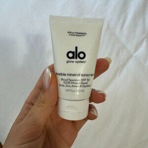 Alo Glow System - Invisible Mineral Body SPF